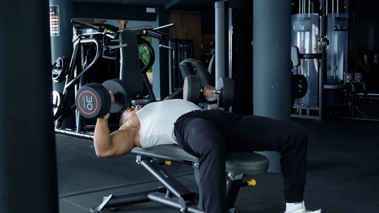Strength training after 40, what changes and what doesn’t