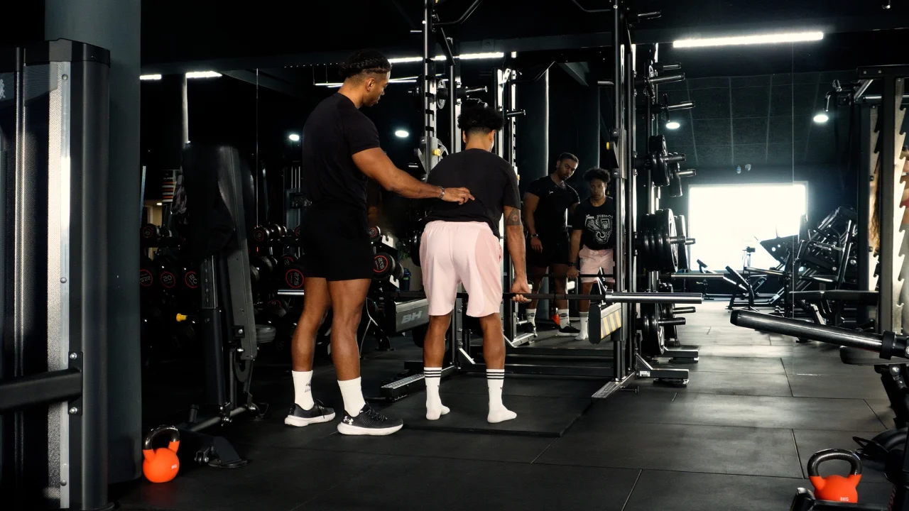 Entrenador personal en Barcelona, lo que cuesta y cuándo merece la pena